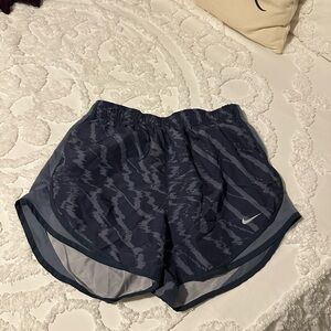 Nike Gray Athletic Shorts Moisture-Wicking Design